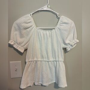 Adorable Hayden Girls Top in Excellent Condition!